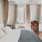 Raffaello Central Elegant Apartment
